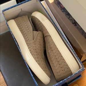 Steve Madden slip on sneakers